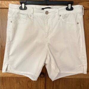 Bandolino Women's Amalia Shorts White